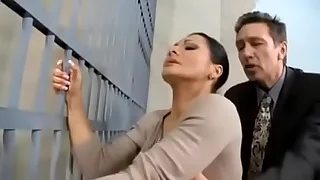 Abogado se coge a la esposa de su cliente